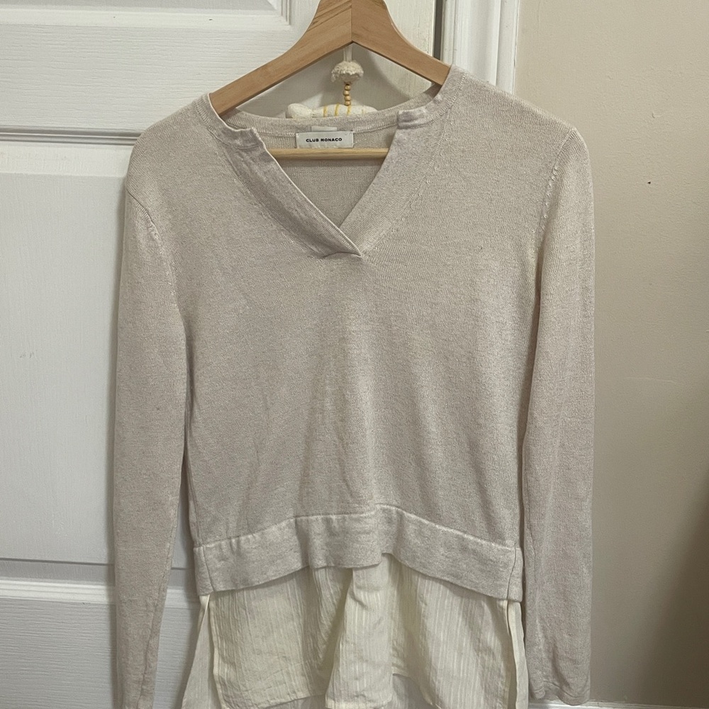 Club Monaco Cream V-Neck Top